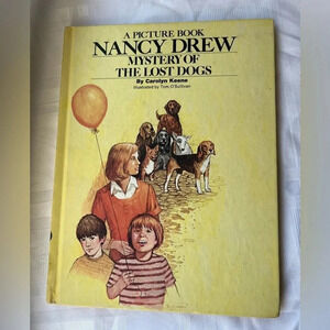Vintage Nancy Drew  Book: Mystery of the Lost Dogs